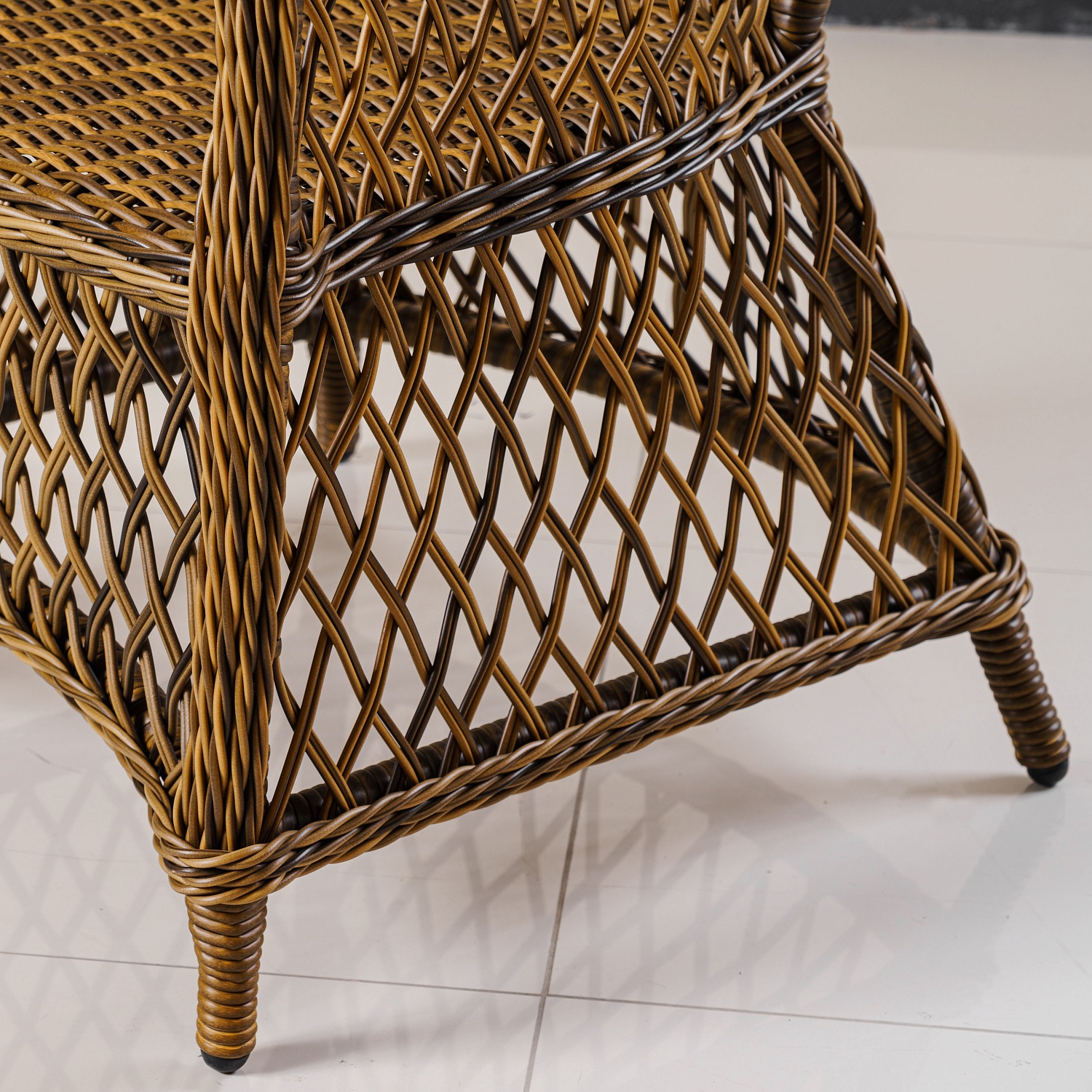 Кресло Уэльс ажурное плетение с подушкой