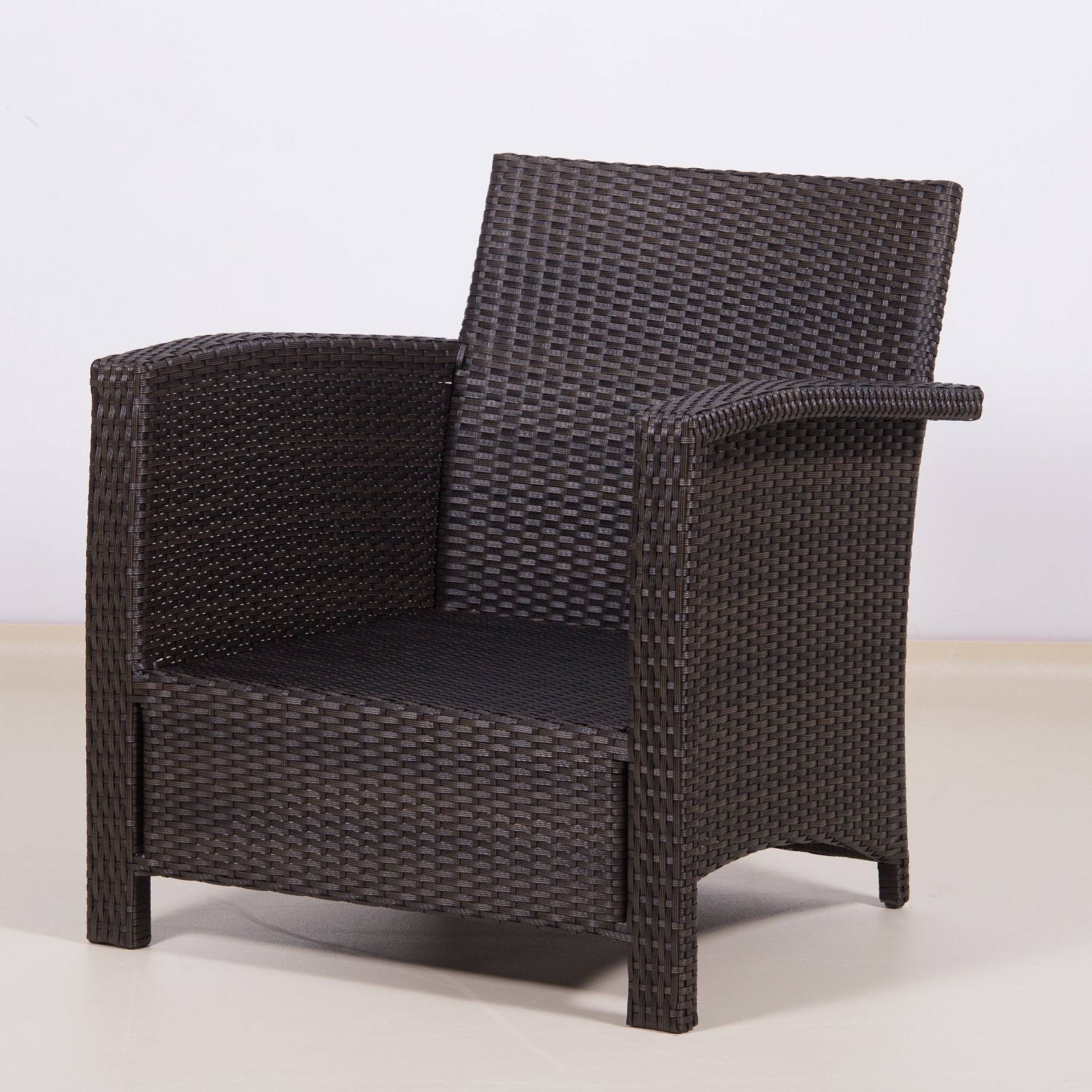 ПЛЕТЕНОЕ КРЕСЛО ВЕНЕЦИЯ С ПОДУШКАМИ