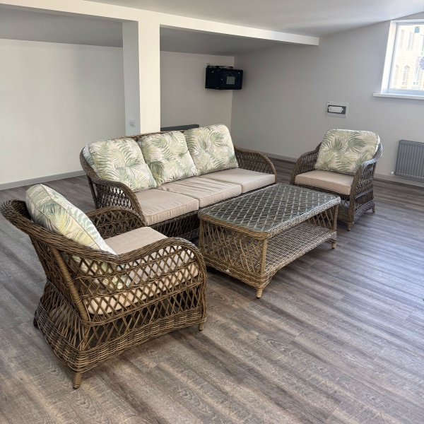 Комплект "Эдинбург" с трехместным  диваном 