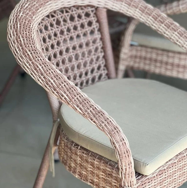 Комплект плетеной мебели Dagni на 8 персон со столом 160 см без подушек кап Комплект плетеной мебели Dagni на 8 персон со столом 160 см без подушек кап