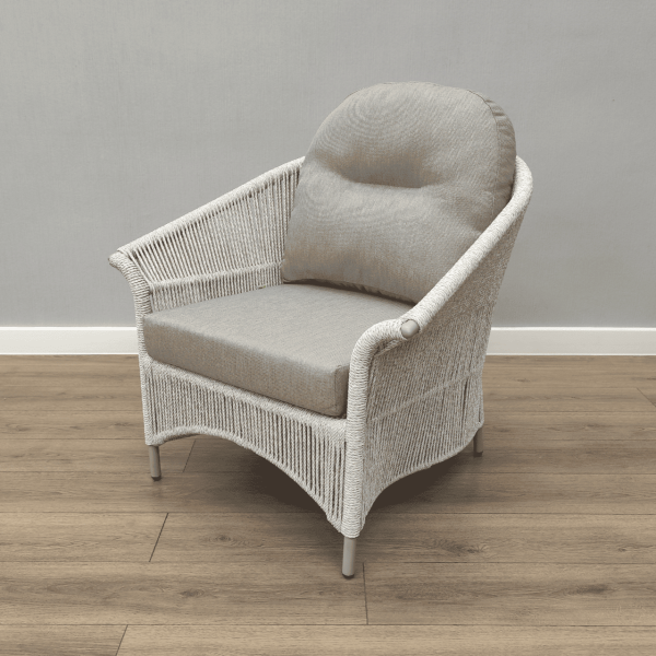 Кресло СЕЛИГЕР лаунж шнур бело-серый с подушкой ткань 604.804 каркас 6818