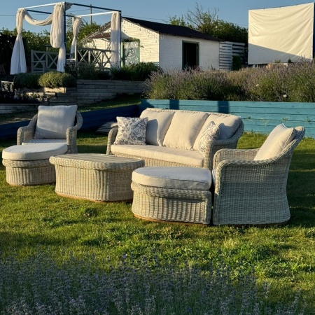 Комплект плетеной мебели "Кармен"