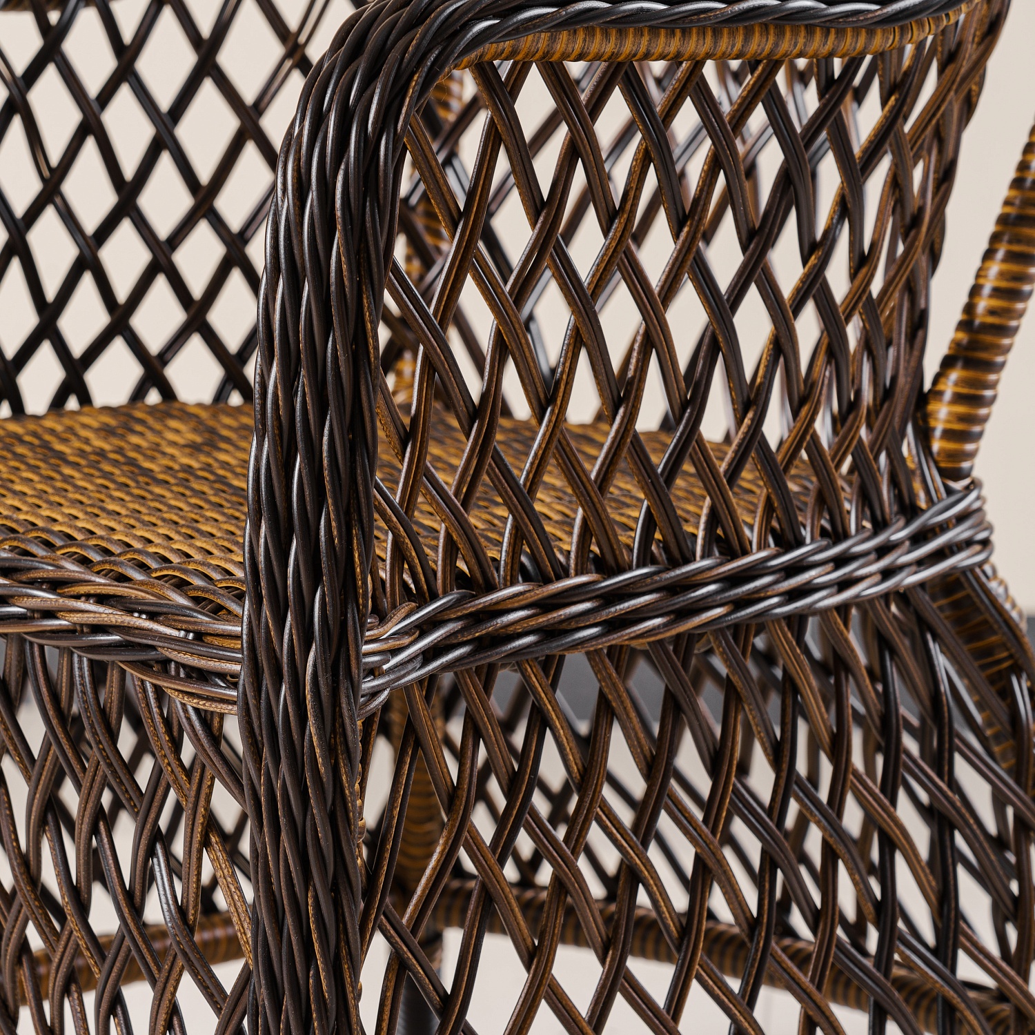 Кресло Уэльс ажурное плетение с подушкой