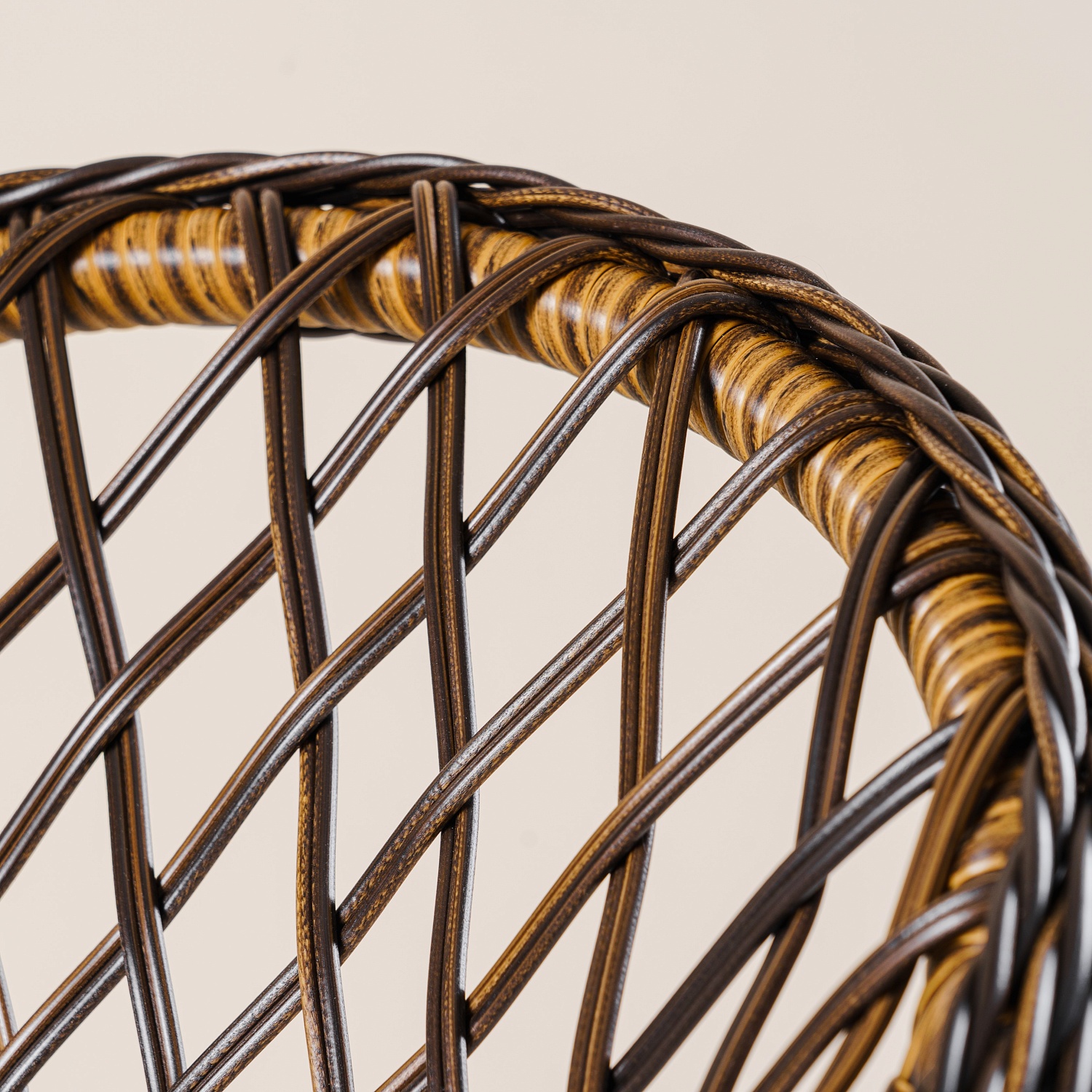 Кресло Уэльс ажурное плетение с подушкой