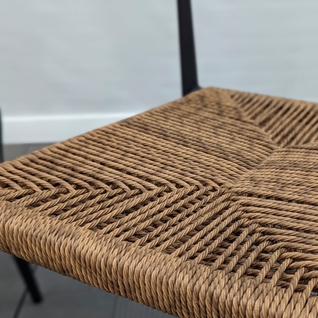 Кресло МИЯ жгут рыжий с подушкой темно-серой