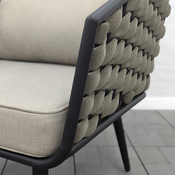 Кресло КАРЕЛИЯ лаунж роуп 45-19 с подушкой 602.804 каркас 9005