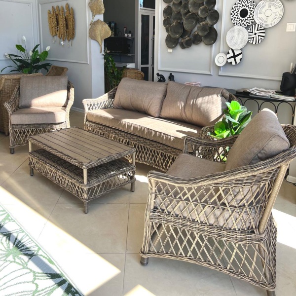 Комплект мебели Connectinut (софа+2кресла+стол кофейный) Комплект мебели Connectinut (софа+2кресла+стол кофейный)