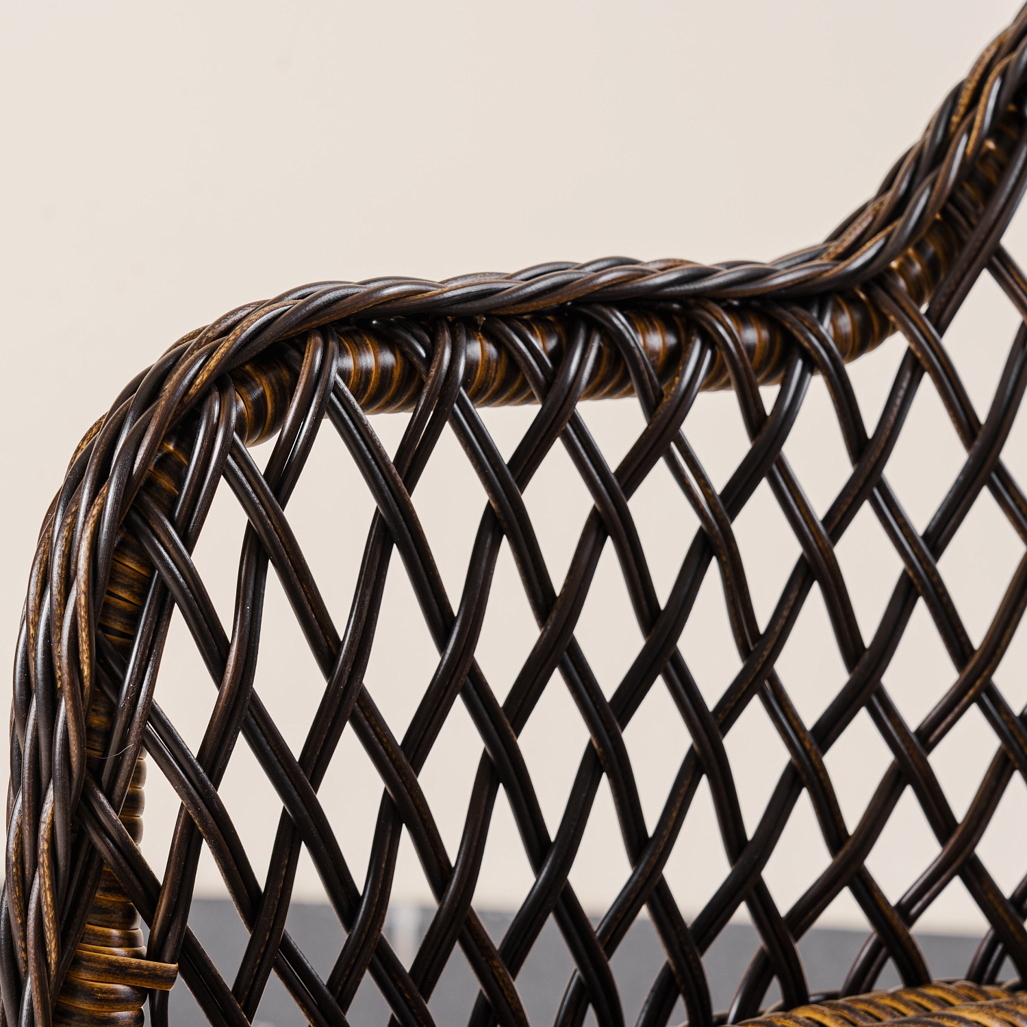 Кресло Уэльс ажурное плетение с подушкой