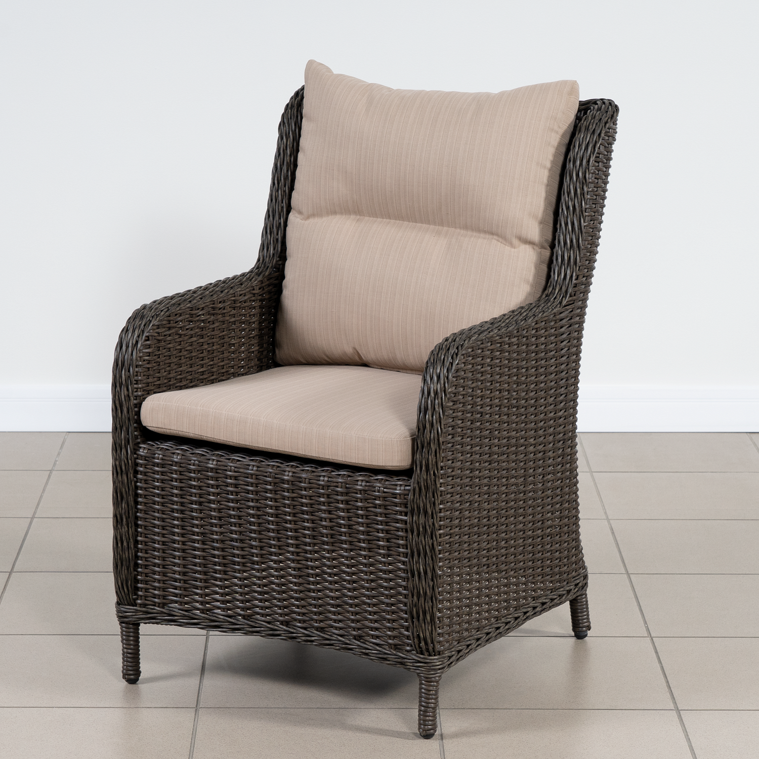 Кресло МАДАГАСКАР  с подушками Кресло МАДАГАСКАР  с подушками